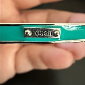 Fossil Brand Oval Bangle Bracelet Silver Tone Green Enamel